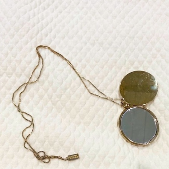 AP6-Kate Spade Saturday Sliding Mirror Gold Tone Necklace - Picture 5 of 9